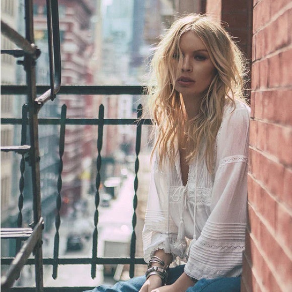 🚫SOLD🚫SPELL GYPSY COLLECTIVE BOHO BELLA BLOUSE - Picture 2 of 11